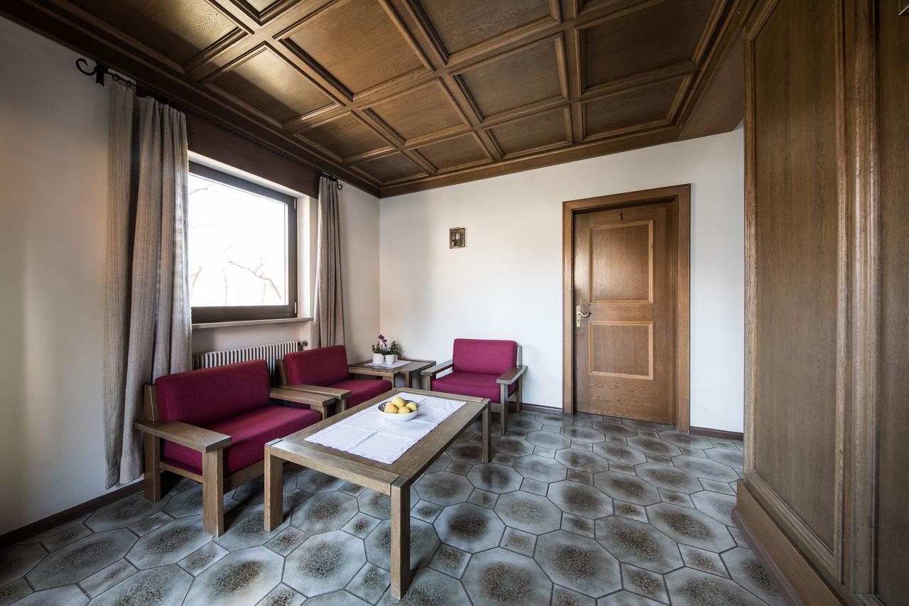 Apartments Feyerlin Лана Экстерьер фото